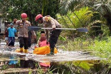 Pemkab Siak pertimbangkan status siaga darurat banjir