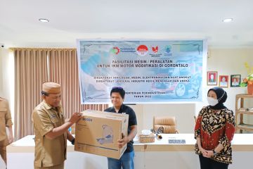 Kemenperin salurkan bantuan untuk 10 IKM motor modifikasi di Gorontalo