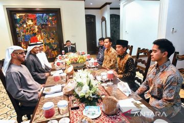 Jokowi dan Mohammed Bin Zayed makan pagi bersama di Surakarta