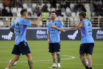 Messi cetak gol saat Argentina lumat UEA 5-0 di laga pemanasan