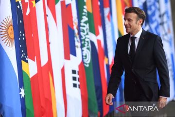 Macron tuduh Rusia sebarkan pengaruh dengan cara "kejam" di Afrika