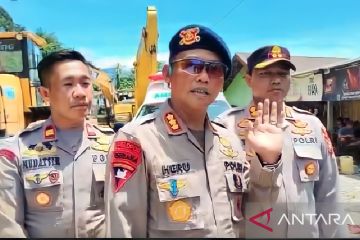 Tim SAR di Gowa fokus pencarian korban dan bersihkan material longsor