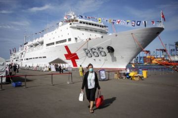 Pemeriksaan Kesehatan Gratis Di Kapl Peace Ark China