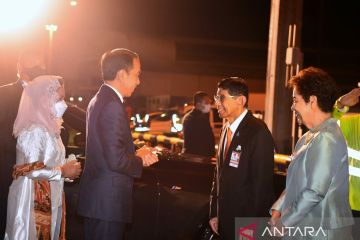 Presiden Jokowi kembali ke Indonesia usai hadiri KTT APEC Thailand