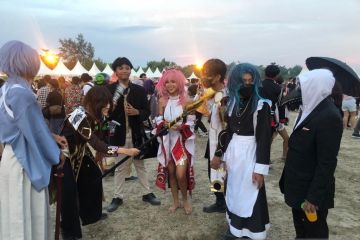 Penggemar budaya Jepang di Bali ikuti festival bermain kostum