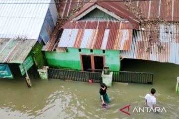 Banjir landa Makassar,  BPBD: 910  jiwa terdampak