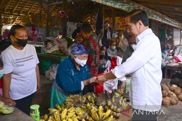 Presiden Jokowi tinjau Pasar Malangjiwan Colomadu