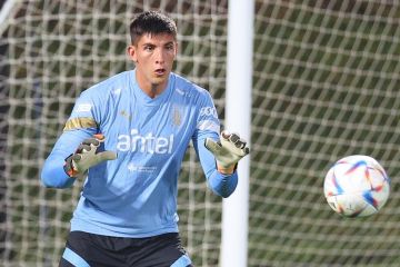 Kiper Uruguay siap hadapi gempuran penyerang-penyerang Korsel