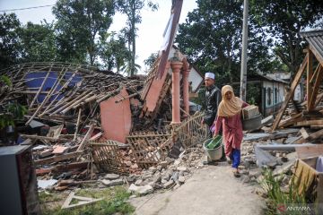 Ahli: Bangun bangunan tahan gempa penting dilakukan pascagempa Cianjur