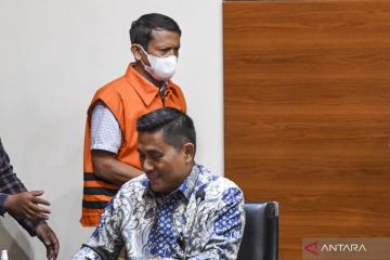 Ketua Harian DPD PAN Subang Suherlan didakwa dapat suap pengurusan DAK
