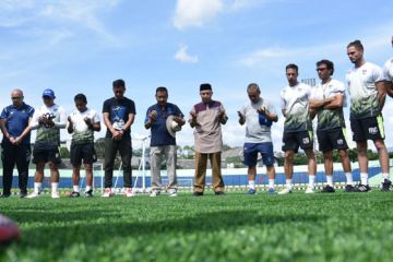 Persib Bandung tetap jaga fokus latihan sembari menanti Liga 1