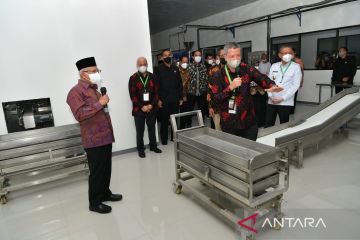 Wapres Ma'ruf Amin tinjau pabrik pengolahan makanan di Pontianak