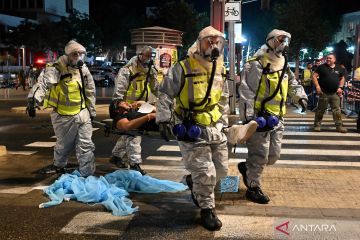 Simulasi penanganan serangan kimia di Tel Aviv