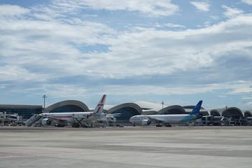 Penumpang Bandara Sultan Hasanuddin Makassar naik 53 persen