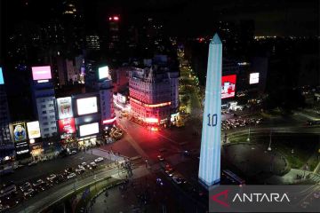 Wajah Messi di Buenos Aires Obelisk