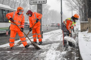 China perbarui peringatan oranye untuk gelombang dingin