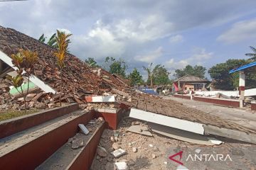 Pemkab Cianjur belum aktifkan belajar-mengajar karena kondisi darurat