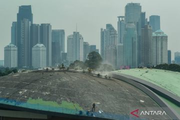 Pengecatan atap gedung kura-kura