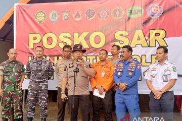 Pilot helikopter NBO-105 Polri diperkirakan masih berada di kokpit