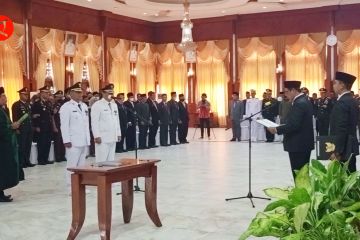 Gubernur Kalsel lantik Pj Bupati Barito Kuala dan Hulu Sungai Utara