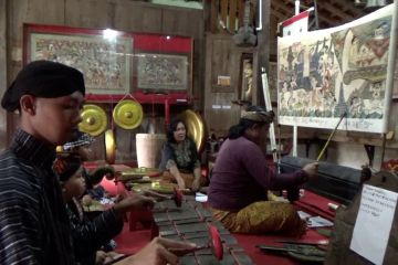 Mengenal Wayang Beber, kisah wiracarita bermula dari relief candi