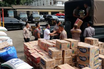 Polrestabes Bandung kirimkan bantuan logistik hingga medis ke Cianjur