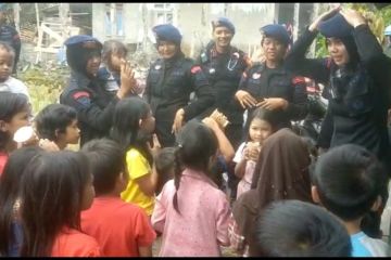 Polri gelar trauma healing untuk anak di pengungsian