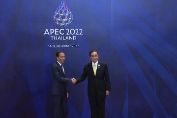 Presiden Jokowi hadiri KTT APEC di Bangkok