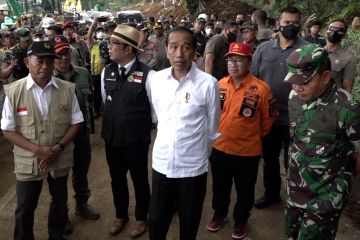 Presiden tinjau lokasi longsor akibat gempa di Cianjur