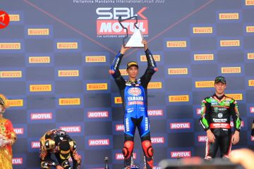 Toprak menang lagi di WSBK Sirkuit Mandalika, Alvaro juara dunia