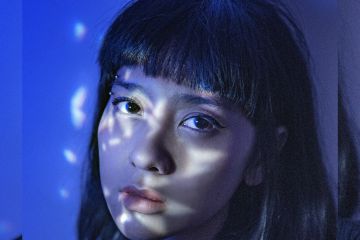 Charita Utami debut solo lewat "Toreh"