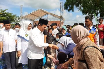 Pemprov Kepri salurkan bantuan Rp8 miliar untuk 8.000 mubaligh