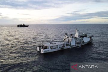 Bakamla RI menertibkan kapal Bahama "drifting" di Perairan Kepri