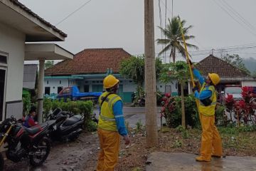 PLN amankan jaringan listrik usai Gunung Semeru eurupsi