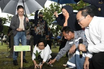 Sri Mulyani: Bangun jalan dan kantor pemerintah pakai tailing Freeport