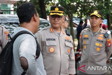 Polisi lerai tawuran di resepsi nikah warga Bekasi