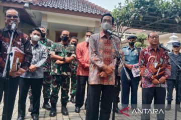 Sultan Hamengku Buwono X serahkan DIPA 2023 sebesar Rp11,88 triliun