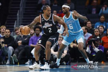 Hornets kembali terpuruk di kandang usai dikejutkan Kawhi Leonard