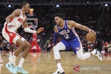 NBA: Philadelphia 76ers vs Houston Rockets 