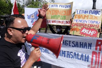 Unjuk rasa menolak pengesahan RKUHP oleh DPR