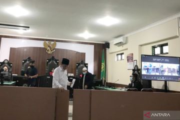 Hakim vonis enam bulan terdakwa ujaran kebencian makam keramat Lombok
