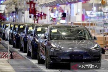 Tesla tangguhkan produksi di pabrik Shanghai