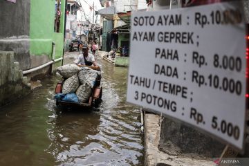 BMKG minta warga mewaspadai potensi banjir rob semasa bulan baru