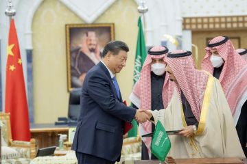 Xi Jinping bertemu Raja Salman di Istana al-Yamamah