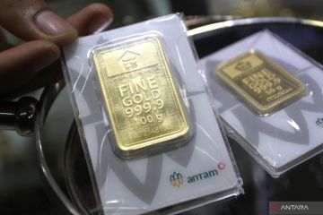 Harga emas Antam Senin Rp1,135 juta per gram