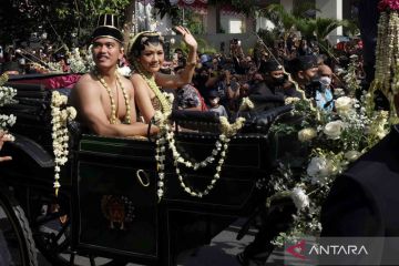 Pernikahan Kaesang-Erina sampai Elton John tak gunakan Twitter lagi