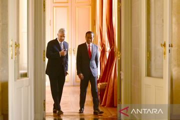 Presiden Jokowi disambut Raja Belgia di Istana Laeken