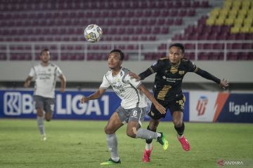Nil Maizar bersyukur Dewa United mampu tahan imbang Persib Bandung