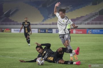 Henhen berusaha kurangi kesalahan saat Persib Bandung jumpa Borneo