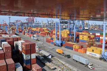 BPS: Neraca perdagangan Desember 2022 surplus 3,89 miliar dolar AS